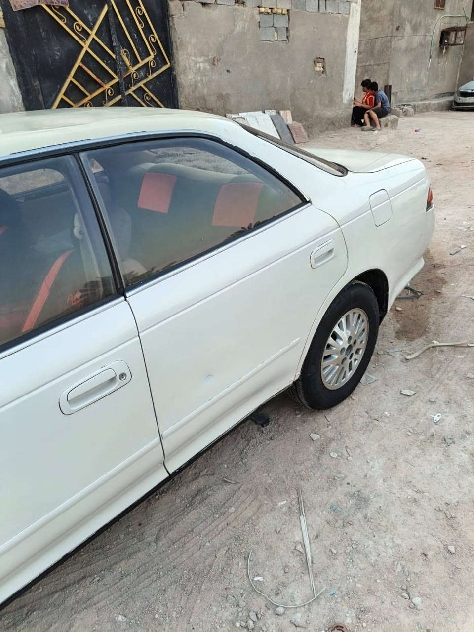 سلام عليكم
مارك مديل 2000 مكفوله من نقل والكص والعيب الشرعي مكينه وكير ونجي بيها بنيد طاير ومبدل وضربه خفيفه مدكر الخلفي مصبوغة عام السياره السعر 50   مكان بصره الجمعيات الاوله   ***********
