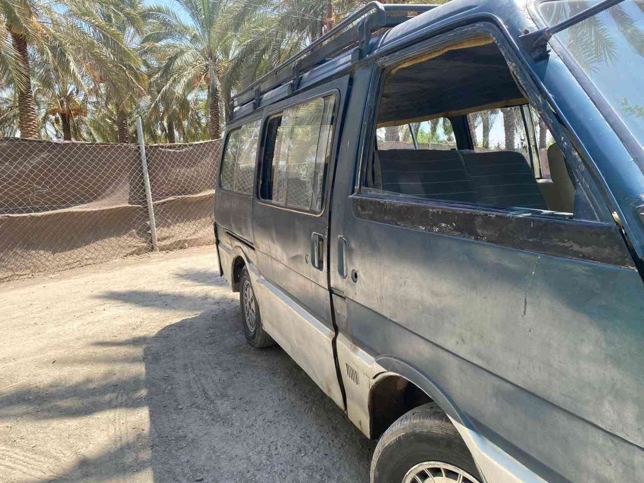 سلام عليكم من رخصت صاحب الكروب كيه بسته للبيع موديل ٩٥ سنويه ل ٢٧ سياره جاهزه من كلشي حداديه دوشمه داخل كامله ما ناقصه السياره برغي كبل لشارع مالكه ضيعت رقمه مكانه بكربلاء بل هنديه السياره بل حله بل سياحي ***********سعره ٢٦ وبيه مجال سياره جاهزه جاهزههه وحنه مقبلين علا دوام @
