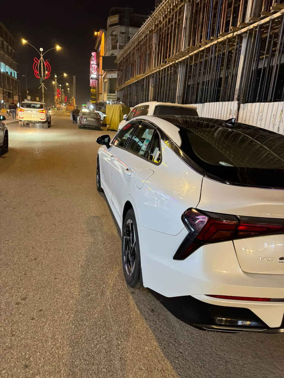 سلام عليكم كي فايف مديل ٢٤ خليجي فول مواصفات ماشيه ٤٥ الف كيلو رقم اربيل مكان السياره ناصريه مكفوله ماعداه ذني الواضحات بل صوره لا تعديل ولا بارد ولا ايشي بس ذني بيه السعر ١٩٥ للاستفسار ***********
