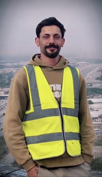 اخوان خلفه متفرغ وملتزم   اي مهندس اي واحد يحتاج خلفه عوازل مائيه مثل ...