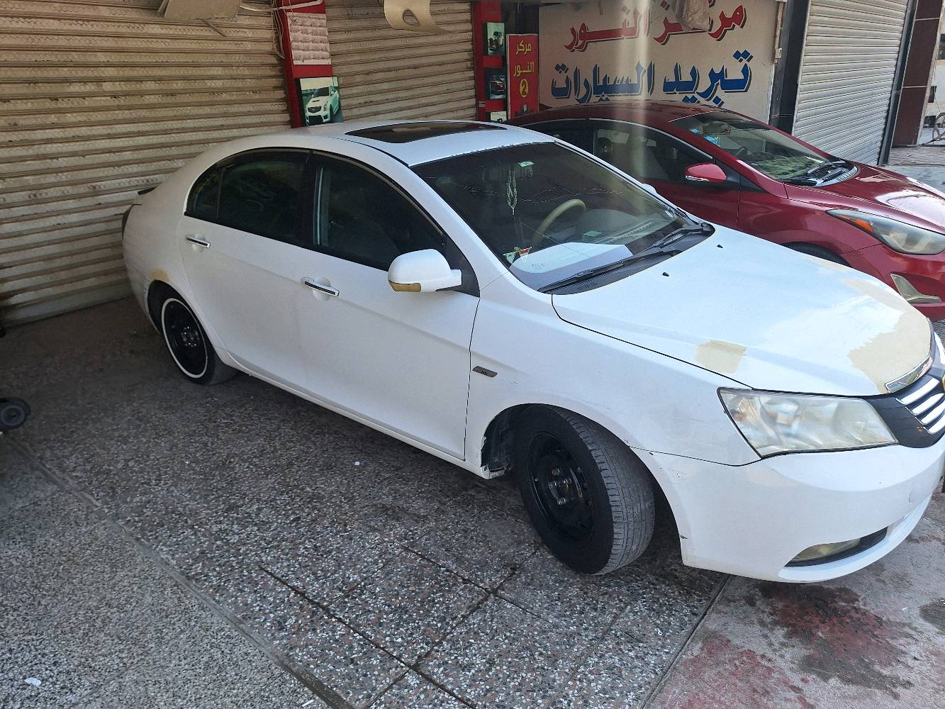 السلام عليكم امنكراند سي ٧ بسمي رقم انكليزي 
محوره كورلا مكينه كير تبريد درايم شفت خير من الله كهربئيات ٥٨ وبيه مجال ***********