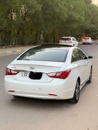 سوناتا • ٢٠١١ • ٢٤٠٠