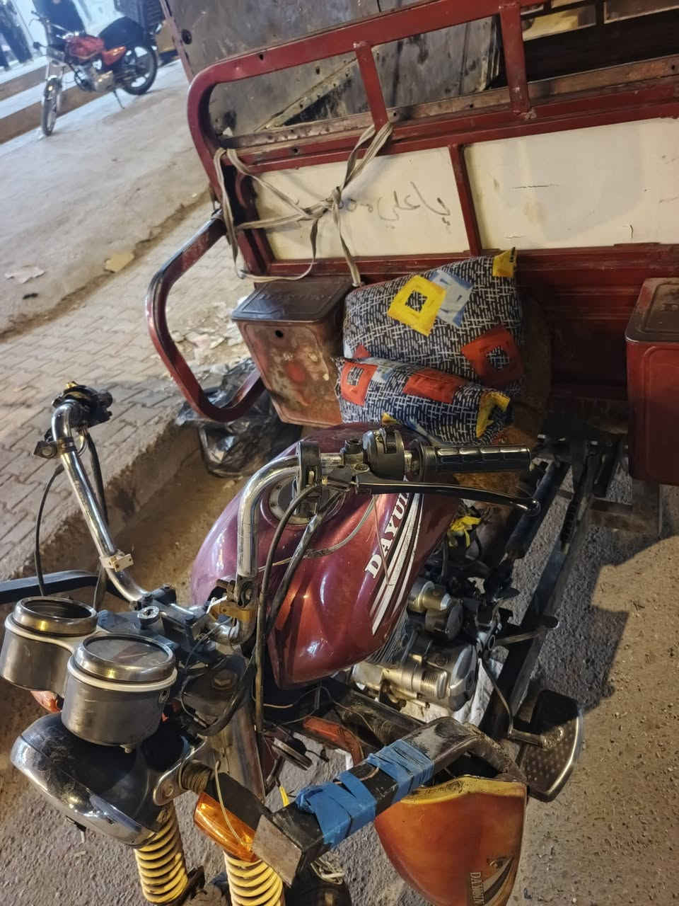 السلام عليكم
ستوته دايون للبيع موديل ٢٠
ااوراق مو باسمي وراعيها الشرعي موجود  جاهزه ع اخر حبايه مكينه جديدة بدي توني منزله وياها محجر وجامه اماميه
ستوته جاهزه نقصها بك لايت ما يشتغل فقط

بغداد المعامل 
السعر خاص او الاتصال ع الرقم 

‍***********

