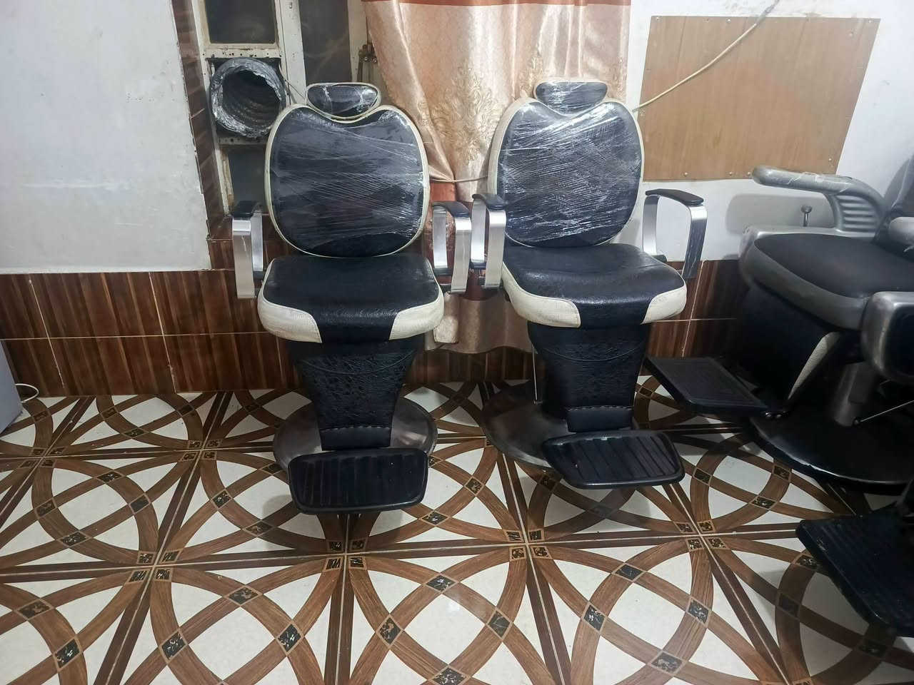 كرسي 💺 حلاقة عدد 7 او 9  كلش انضاف شغال  اخو الجديد
شبح 👻 اكبر حجي بل شبح 👻
الانبار القائم الكرابله 
السعر 
ع خاص 
او وتساب 
او ع رقم 📱
رجانه 
***********
