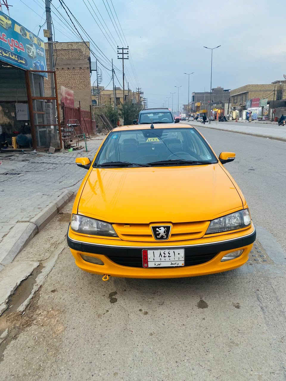 بيجو موديل 23 رقم واسط
بيها جملغ وقبق صبغ سياره جاهزه ونضيف ‏‪***********‬‏
سعر 65 
مكان سياره كوت شارع 40

نص مكتوب في الصور:
- حجي عمار
- غسل كافة انواع السيارات - حمام ماء RO - تنظيف المحرك وداخلي