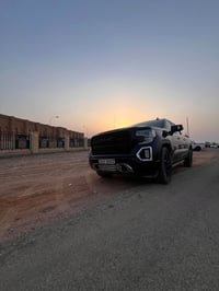 للبيع سييرا دينالي 2022 كلين بيها تكحيلة دائرية ع كد سنتم بالبدي و الش...