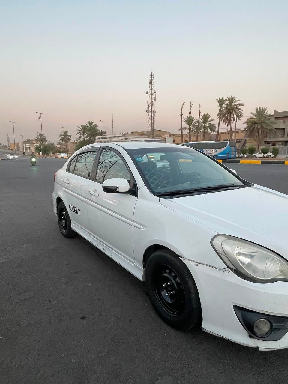 اكسنت مديل 2011 خليجي كير محرك تبريد مكفول بيه قطع صبغ بدون ضرر اقراء وبخدمتك السعر 73 وبيها مجال العنوان بغداد الحريه رقم الهاتف ***********

