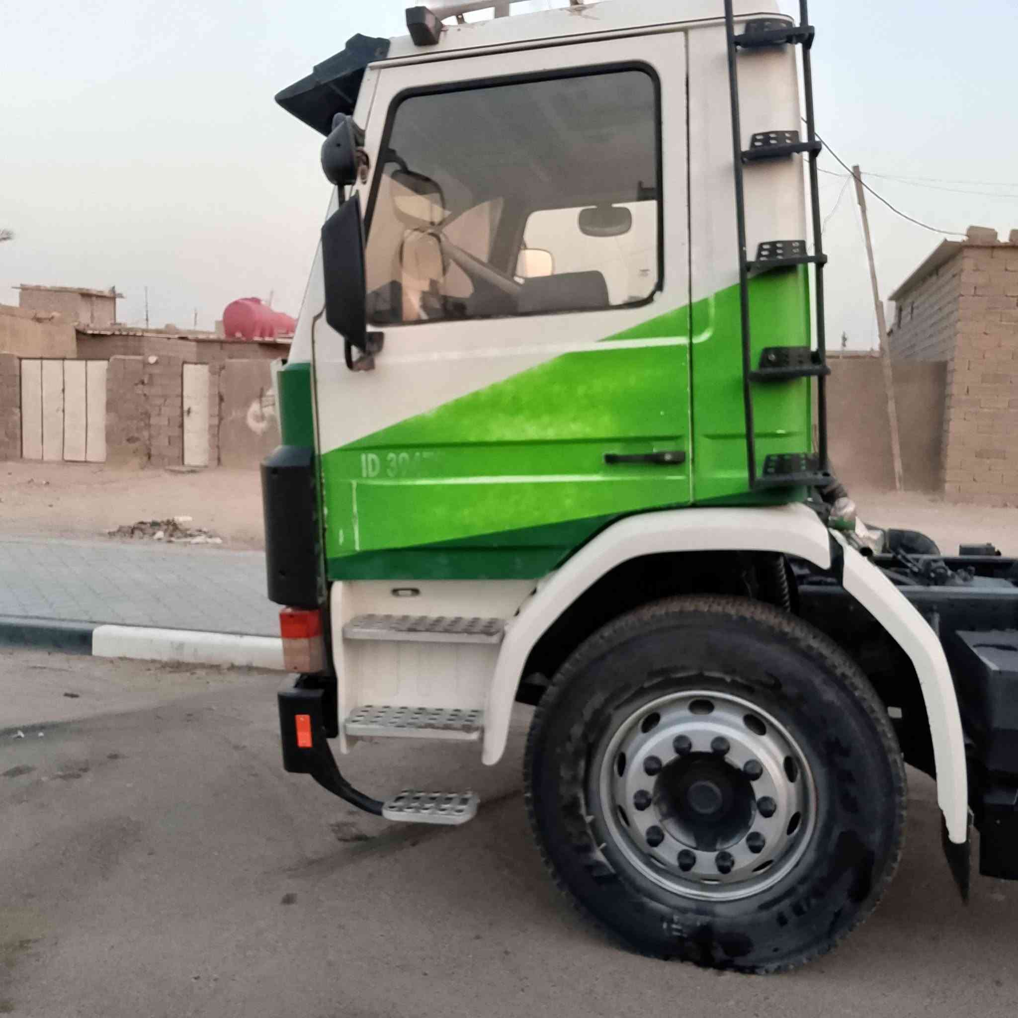 اسكانيا للبيع 113. مكينه وكير مكفولات سعر 115.   ***********
