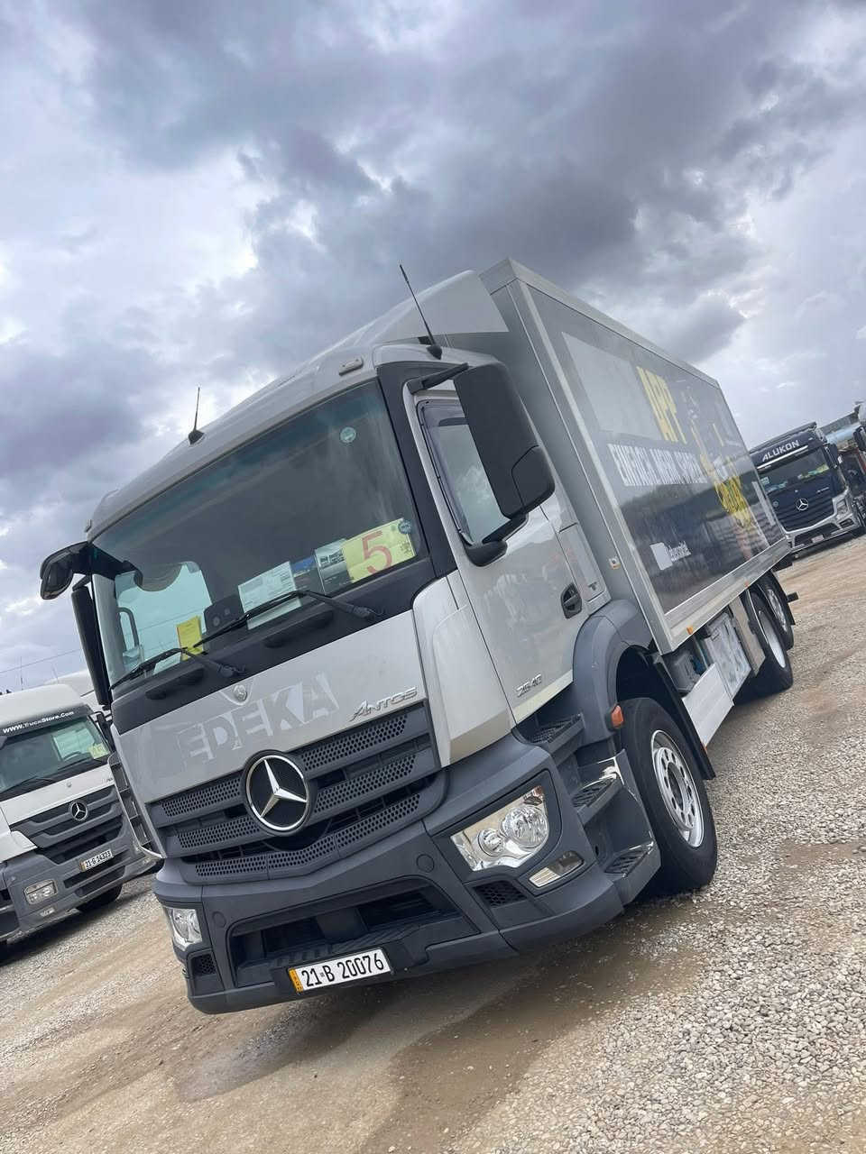 Mercedes Antos. 2016.  2540.  سيارة رقم مقفولة سيارة عنوان سليمانية. ***********
