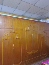 خزانة • للبيع