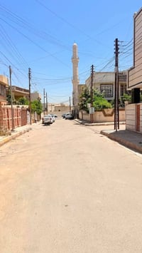 قطعه ارض للبيع في حي الجهاد منطقه الرفاق الاولى مساحه ٥٠ متر واجهه٥ ون...