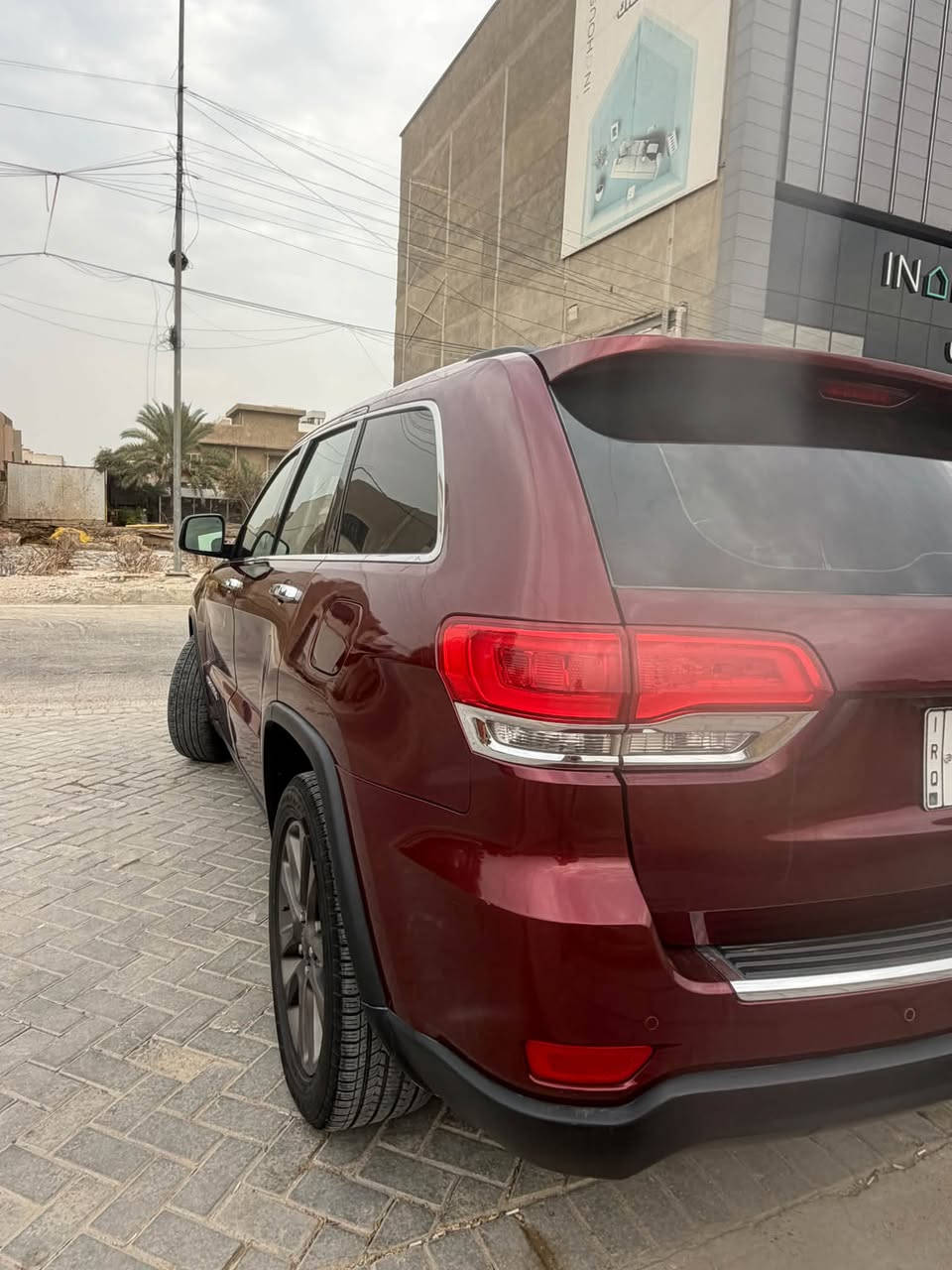 جراند شيروكي لمتد • بانوراما • حادث ٣ قطع