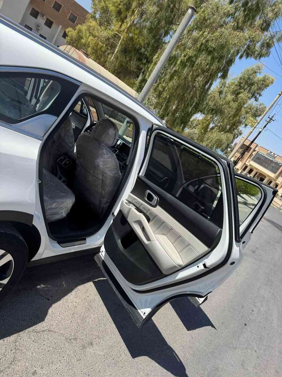 سورنتو 2021 وارد امريكي 
محرك 3600  / 6سلندر ✅

مواصفات 👇🏼🔥
بصمه ابواب
المقاعد الاماميه تدفئه
حساسات امامي خلفي
رادار امامي
مانع تصادم 
تحديد مسار 
نقطة عمياء 
تشغيل عن بعد 
اوتو ستوب
مقعد كهرباء 
المقاعد جلد  
كراسي 7 راكب 
مثبت سرعة
تحكم ستيرن
تبريد منفصل
مدخل USB+ AUX
السياره جاهزه من كلشي شرط مابيها اي مصرف رقم اربيل 
السعر : 265$ وبيها مجال 
للاستفسار 
*********** موصل, نينوى
