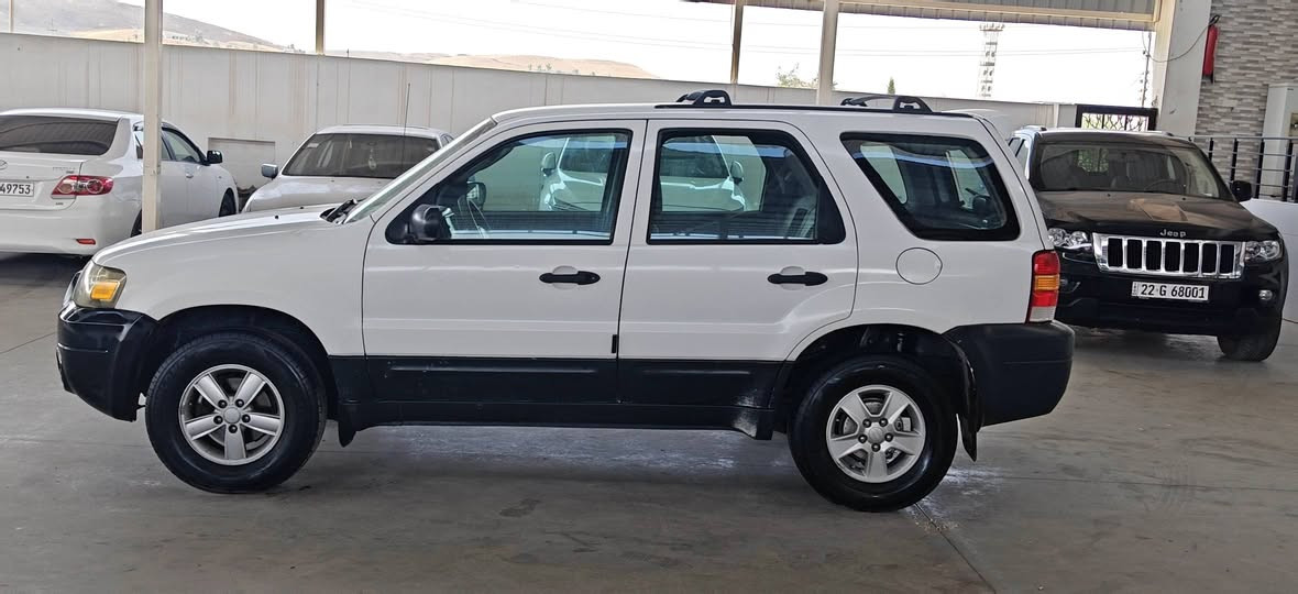 Ford 2007
كير توماتيك  سيارة بدون صبغ تخم تايرات جديد كير محرك شرط
سعر ٦٤ و مجال
مكان سيارة قضاء بردةرش أربيل, العراق
