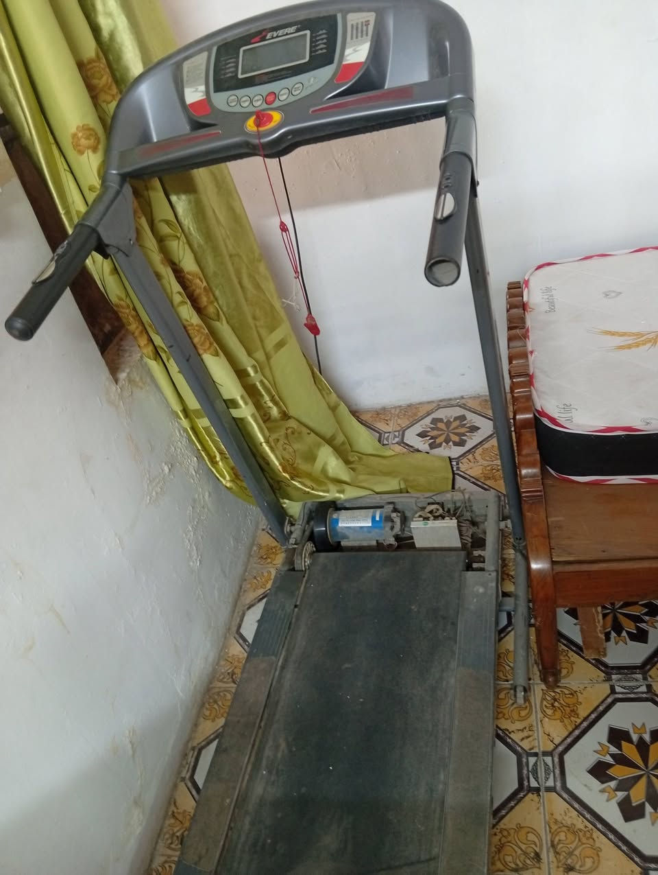للبيع جهاز جري وبايسكل 400بي مجال
***********. 
 بغداد البلديات
