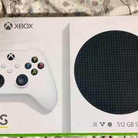 Xbox series s  اصدار 2023 جهاز نظيف جدا و ما مستعمل  نقص فقط جوستك  ال...