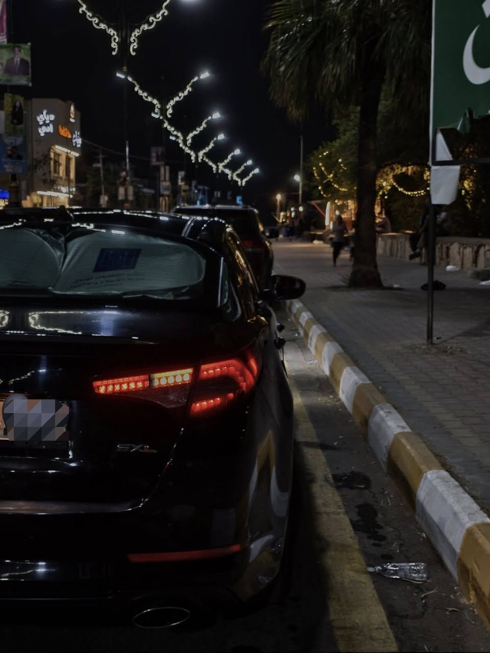 السلام عليكم KIA اوبتيما 2013 وارد امريكي السياره VIP يعني فول مواصفات للأخير الجناي يعرفها 
والسياره بأسمي تحويل بأي مكان. مكينه كير حداديه تبريد تخم تاير كله كفاله بشرط . صور الحادث موجوده بالمنشور. مكان السياره ميسان. بيع او مراوس بسياره عاليه السعر 115 وبيها مجال بسيط حق الجيه . السياره ماشيه 91 ميل يعني مامتعوبه السياره مال بيت رقم صاحب السياره ***********
