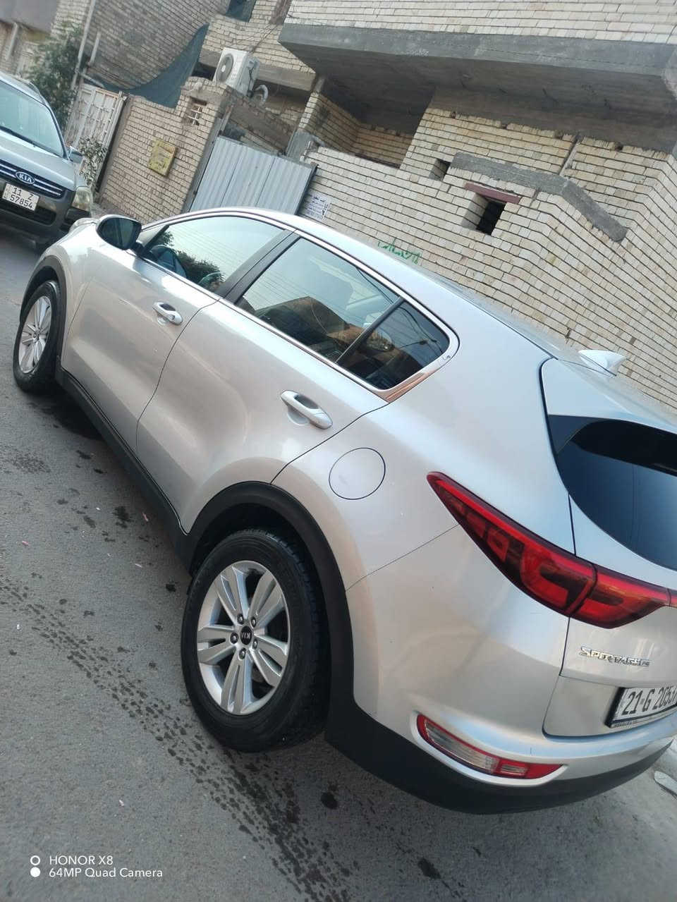السلام عليكم
للبيع
كيا سبورتج ٢٠١٦ وارد امريكي حادثها بنيد فقط بدون ايرباك
رقم سليمانيه جديد
تخم تاير جديد
حداديه جديده
مابيها نقص برغي
السعر ١٣٥$
كربلاء
***********
