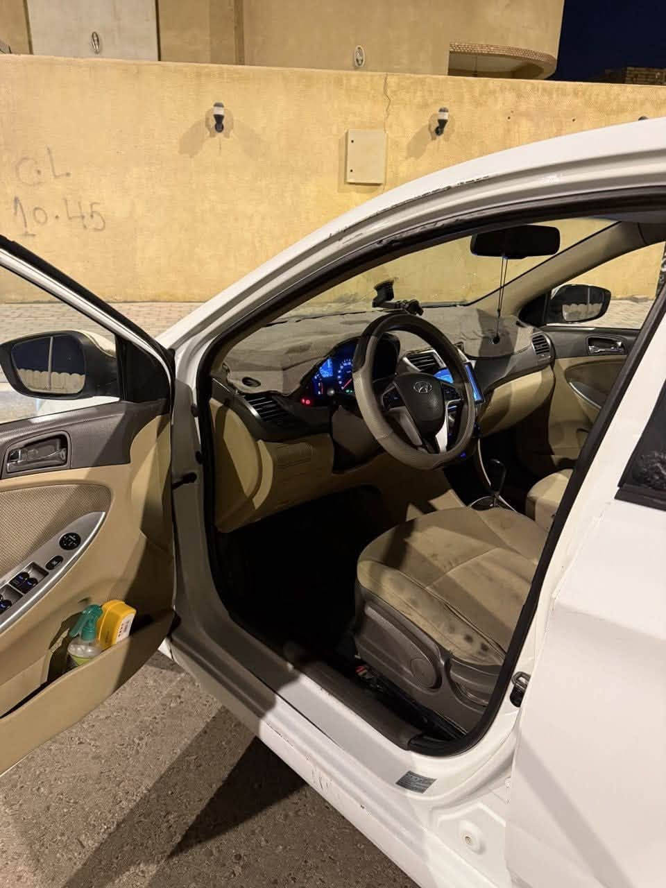 🔥 للبيع وبسعر مميز.. لا تفوّت الفرصة! 🔥
🚘 هيونداي أكسنت 2014 خليجي – فول مواصفات
✨ سيارة مرتبة وحلوة جدًا، جاهزة للاستخدام بدون تعب!

🔸 محرك 1600
🔸 فول مواصفات
🔸 تنته
🔸 تبريد فول 🧊
🔸 الحدادة 50%
🔸 السيارة بسمي والتحويل مباشر
🔸 تحويل ثاني يوم رقم بصرة
🔸 سيارة مناسبة للاستخدام اليومي واقتصادية وعملية

💰 السعر المطلوب: 85 ورقة فقط 💵

🔥 سعرها مناسب مقابل مواصفاتها وحالتها
📞 للجادين والراغبين بالشراء، التواصل خاص على هذا رقم ***********
السيارة تستاهل المشاهدة 👌
