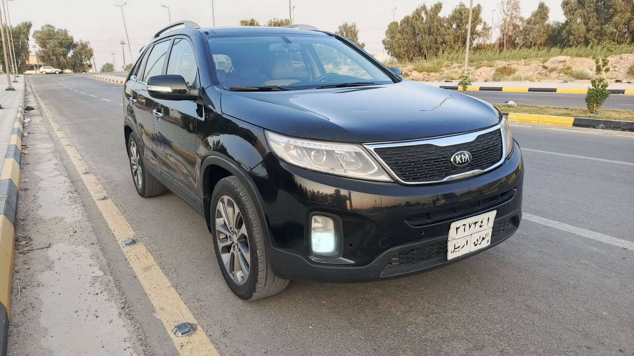 سورنتو موديل 2014 خليجي بيه صبغ يم الرقم ب الجنطه  وبارد ب الباب الخلفي فول مواصفات فتحه بصمه رقم أربيل الجديد تحويل مباشر السعر 133 وبيه مجال للشراي 
مكينه 4 سلندر 7 راكب 3 قطع تبريد كشنات جلد وكهرباء 
بيه منظومة غاز كير ومكينه خير من الله 
مكان واسط العزيزيه 
***********

