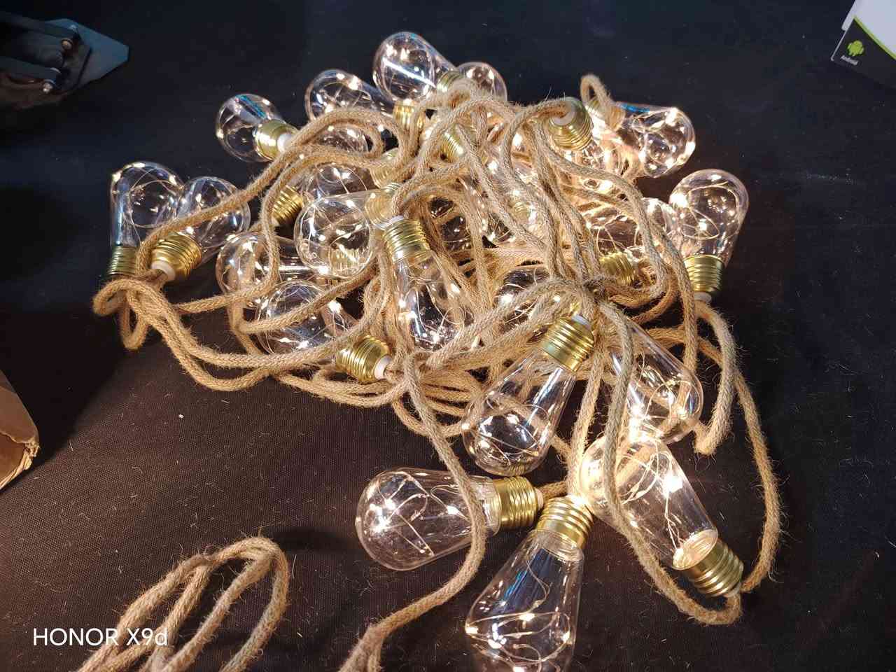 طاقة شمسية • ١١ متر • ٢٥ لمبة