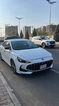 ام جي GT5 • فول مواصفات • ٢٧ الف كم