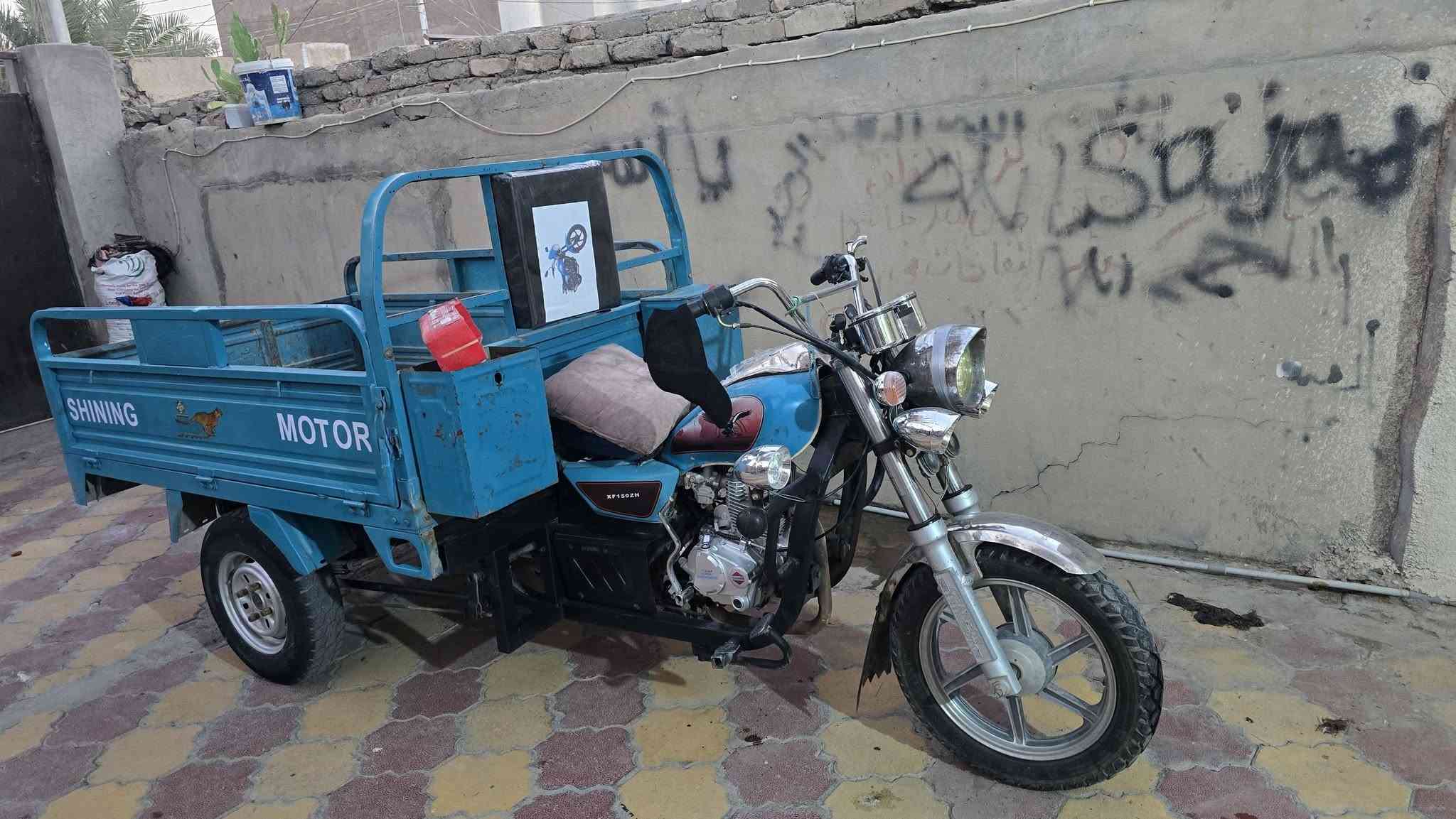 ستوته موديل 19 وبيهه مكينه 24 مكفوله شاصي واوراق ومكينه ستوته كلهه شغاله كهربائيات اوراق اصليه باسمي من الوكيل المكان كربلاء السعر 1600 وبيهه مجال ***********
