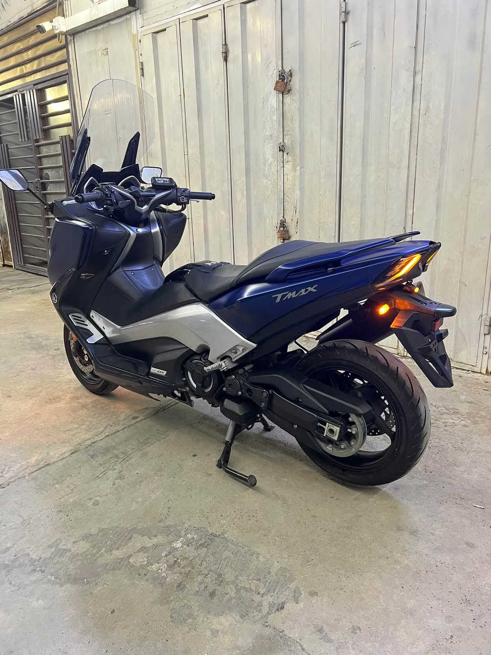 السلام عليكم
للبيع T max موديل 2019dx
الممشى 46 ألف 
الإضافات 
منضومه كاميرات 4k تسجيل صوت وصوره 
السعر اتصل  💸***********
مكاني بغداد الدوره 
الدراجه كفاله عامه من كلشي (بالعافيه عل تصير من نصيبه )
