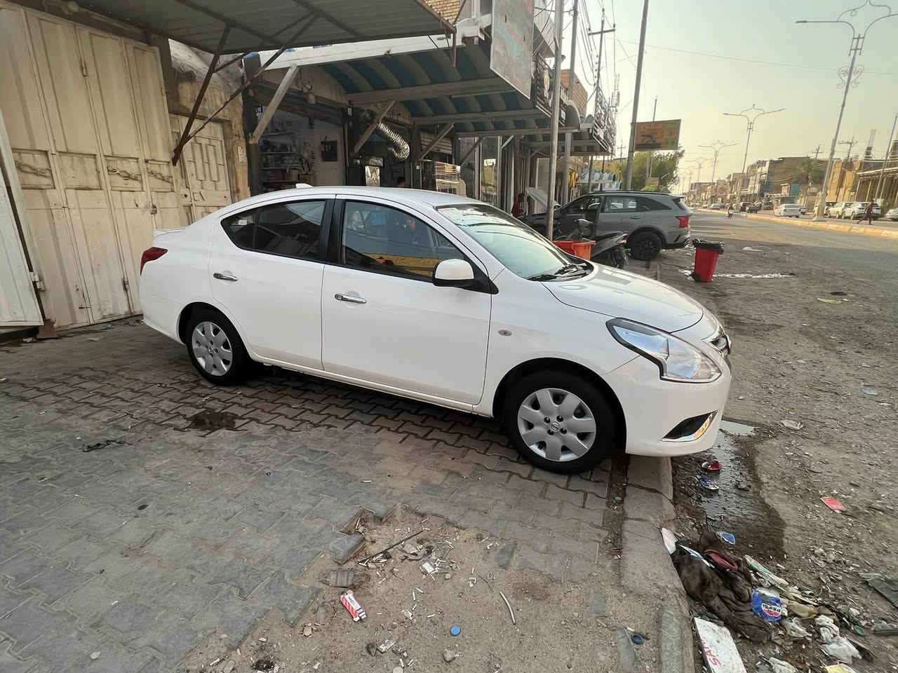 السلام عليكم نيسان سني موديل 24 ماشيه 22 الف سياره استخدام شخصي مال شركة السور ام الضمان رقم بغداد إنكليزي بسمي مشروع وطني سياره كفاله مكاني ناصريه مركز سعرها ب122 وبيها مجال حك جيه ***********
