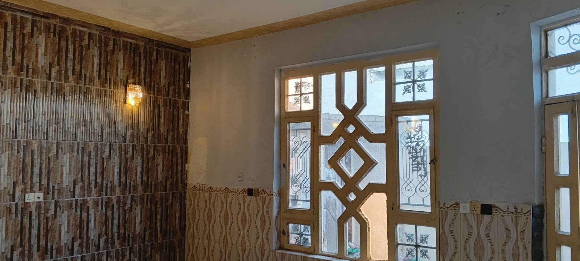 حواس شارع المجسر • ١٠٠م • مأجر