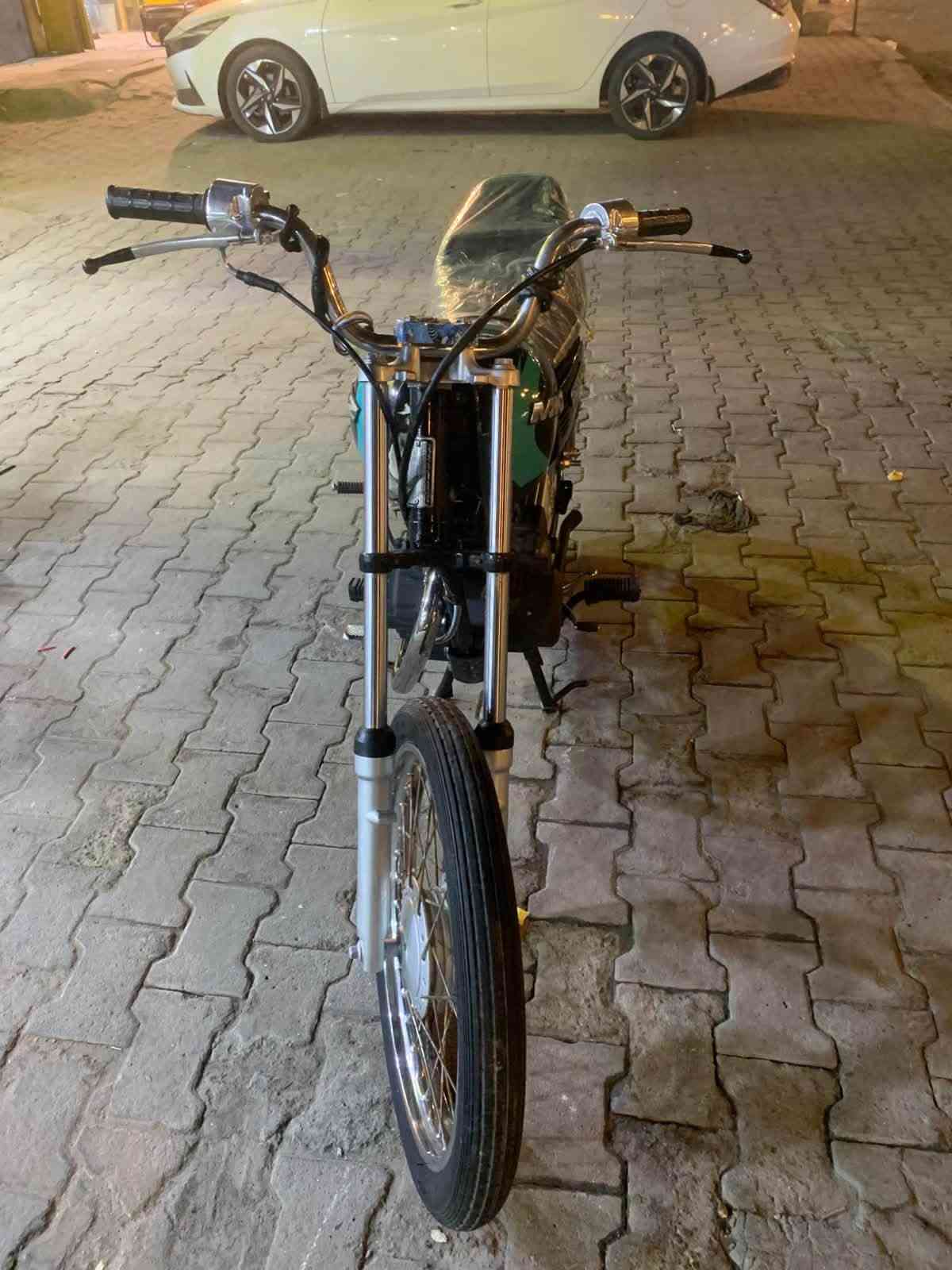 برفاز • ٢٠١٣ • اوراق اصولي