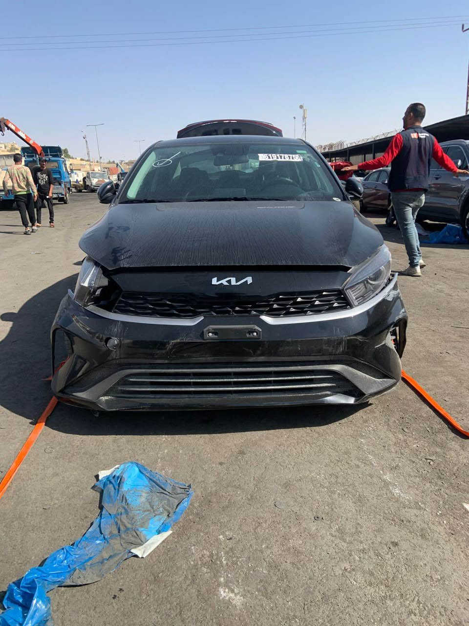 السلام عليكم 
مكلف بالنشر
كيا فورتي للبيع، موديل 2024، وارد امريكي ،لون أسود، ماشية 35,664 ميل، رقم بغداد.

📍 المكان: بغداد – الكرخ
💰 السعر: 130  وبيه مجال 

مواصفات معروفة، وللاستفسار والتواصل:
📞 
***********
***********

واتساب، أرسللك صور الحادث والتفاصيل كاملة. بغداد, العراق
