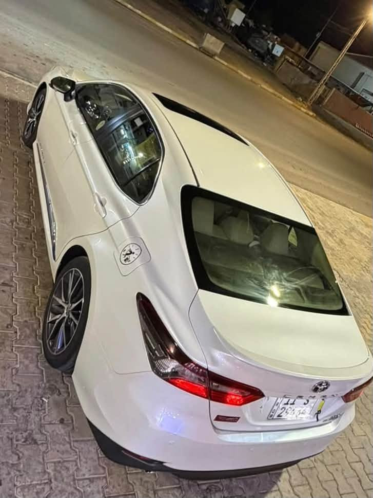 كامري2023 GLEخليجي
وكالة عبداللطيف هايبرد  
كافلة مطلقة من الصبغ والتبديل والبارد مكفولة من كل شيء . على وضع شركه

فول مواصفات اعلى فئة بالكامري 
بردة خلفية 
بصمة تشغيل وابواب وياها بصمتين 
شحن واير لس 
فتحة سقف 
وبعد بيها هواي مواصفات 

رقم بغداد تحويل مباشر 
تراي وين ما تحب اضمنها واكفلها للسيارة 
اذا بيها مشكلة بعد شهر ترجع السيارة  ( انطيك بيها ضمان شرط ) 
ماشيه 90 km 
محرك گير وضع الشركة مشيها ع نظافة ع ايد وحدة من اول يوم استخدام ليومنه هذا ... 
وباقي موصفات السيارة معروفة 
مكان السيارة الانبار - هيت 
للأستفسار ***********
