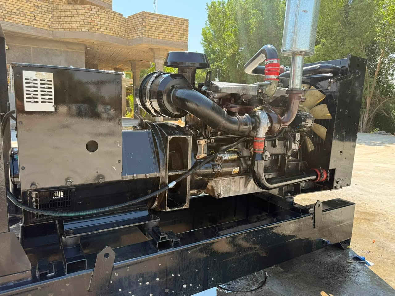 سلام عليكم معرض مولد للبيع بيركز نكليزي اصلي 6 سلندر سوبر انتر كلر بم كهربائي 150كيفي ابلادي لأصرف ولا بخار تشغيل جهاز برودكشن اتو نضام حمايه كامل عنوان بغداد رقم الهاتف ***********
