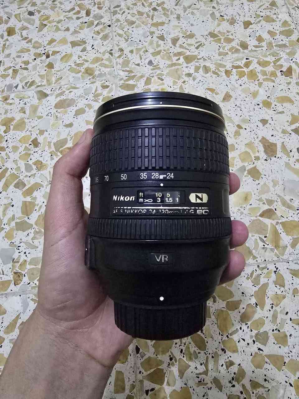 للبيع 
نيكون 750 
عدسة 200_70
عدسه 120_24 

للتواصل واتساب ***********
