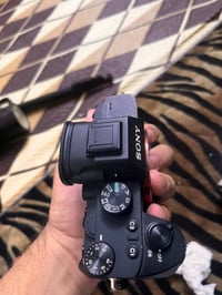 كامره سوني a7lll نظافتها 100‎%‎ شترها 6821 فقط  سعرها مليون و250 قفل ل...
