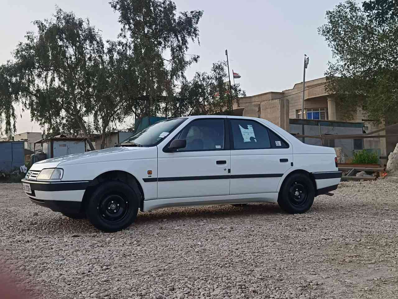 السلام عليكم..
بيجو 405 GLX موديل 2012 كفاله من الصبغ والتبديل والفتح كهربائيات وضع شركه رقم دولي بأسمي ماشيه 120 حقيقي گير محرك حداده تبريد كفاله باتري جديد مكان السياره ديوانيه ..

*********** للاستفسار
