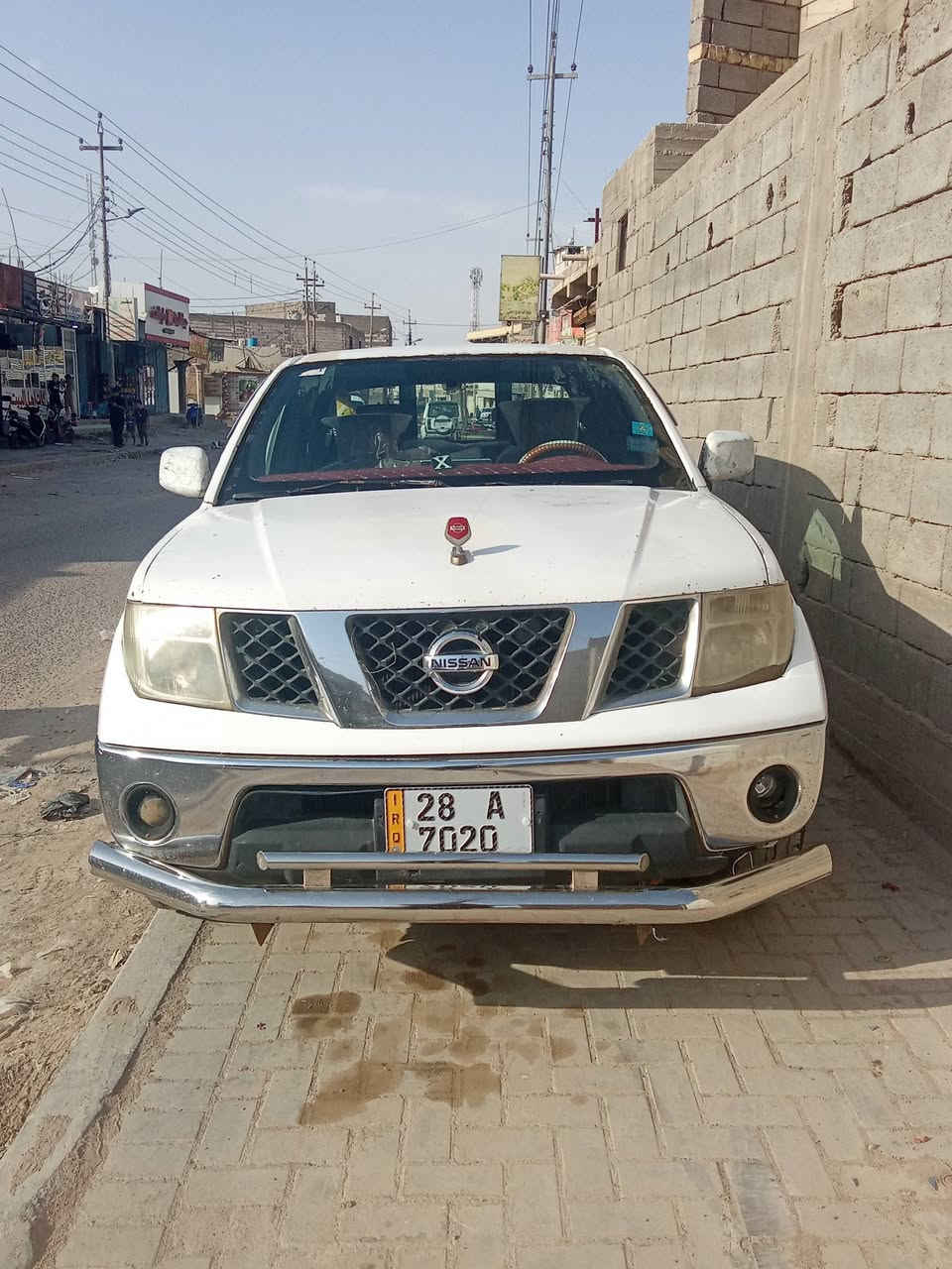 السلام عليكم سياره بيكم نيفارا للبيع موديل 2008سياره مكفوله ماعدا الجاملغ الايمين مبدل سياره بأسمي رقم جديد انكليزي مكينه بلاديه كير عادي العنوان البصره شط العرب السعر 77ورقه وبيها مجال قليل كلش حق الجيه رقم الهاتف ***********

