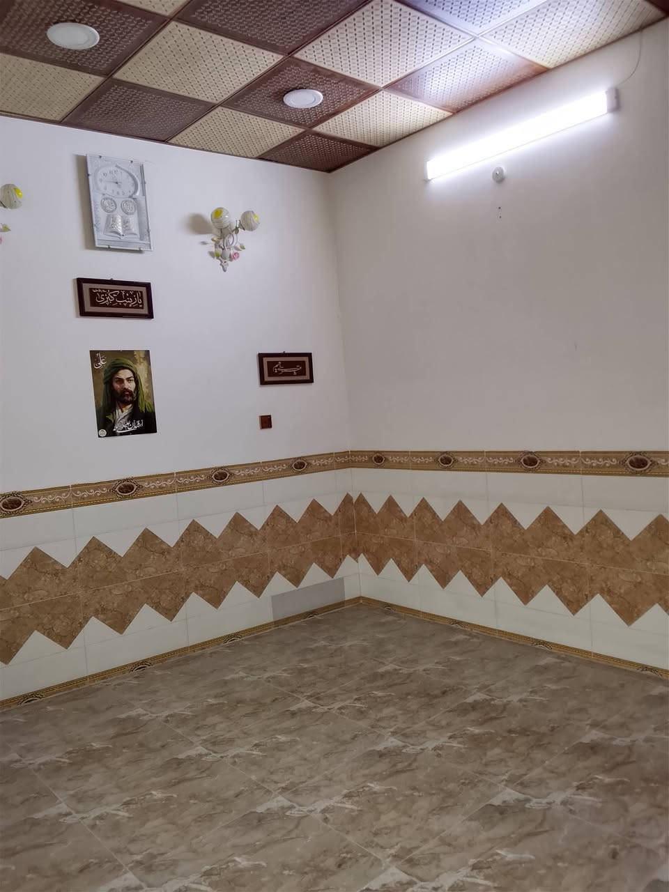 نجف شارع المطار • ٨٠م • صب كونكريت