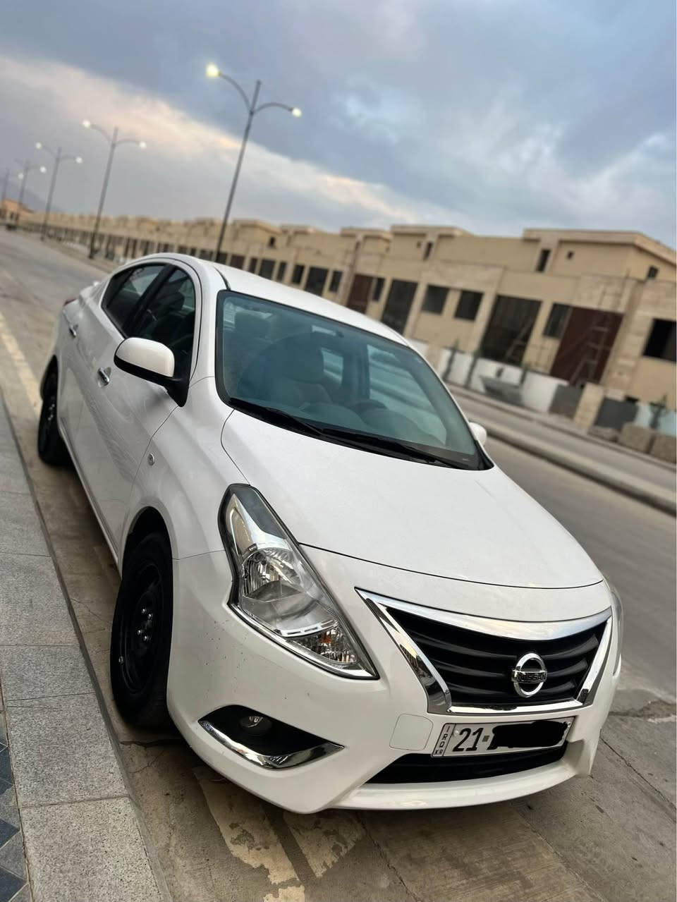 نيسان صني • ٢٠٢١ • دهان مرتين