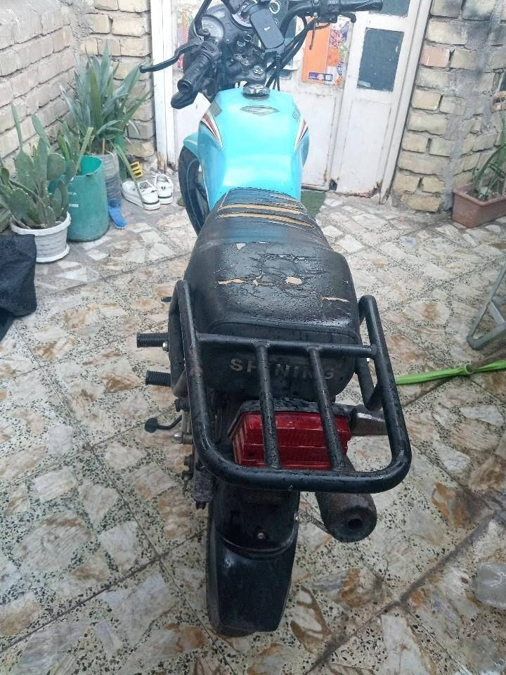 سلام عليكم  شباب دايون شاينك موديل 23
مرقم بغداد سنويه موجوده لوحات ما جبتهن
دراجه حلوه نضيفه ما مفتوحه كهرئيات شغاله تايرات جدد دراجه مال شغل سعره 1350
بيه مجال قليل. متواجد واتساب فقط
*********** مكانه بغداد بلديات
