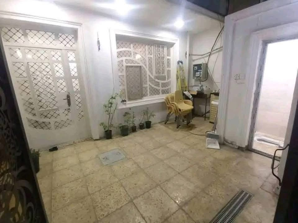 السلام عليكم مشتمل للبيع موقعه التراث شارع مقابيل المستوصف (البيت مدخل واحد)
للاستفسار مراسله ع الخاص او واتس ***********
