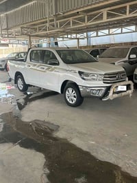 للبيع تويوتا ٢٠٢٥ كويتي ماشيه ٨ الف رقم مثنى  07800350686