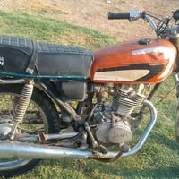للبيع دراجه مديل 15 اوراق اصواي سعره 325 وبيه مجال للتواصل 07824202426