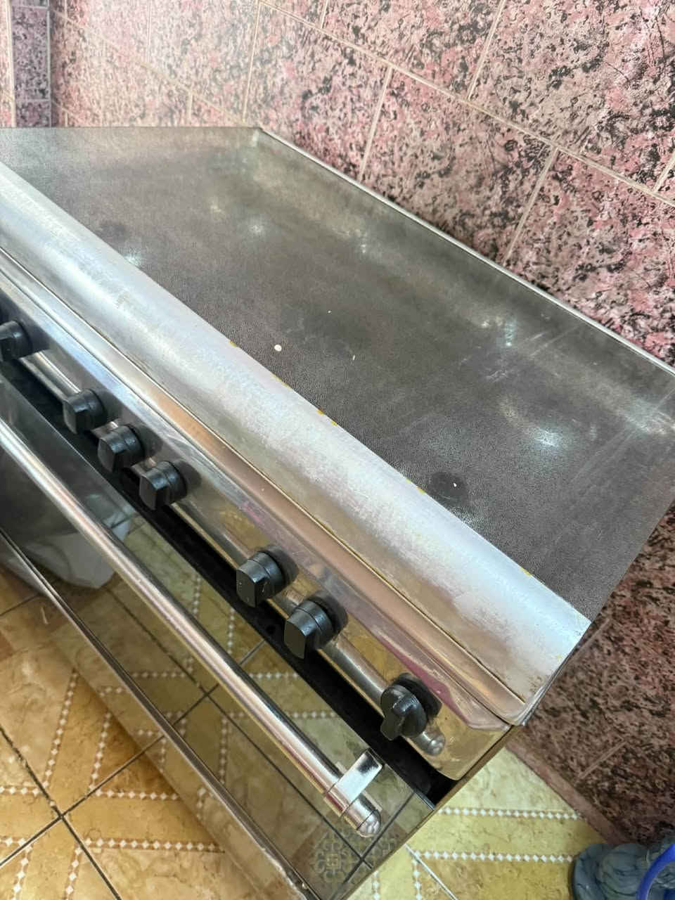 اعراض منزليه للبيع
جهاز الجري ماركه ديلي يوث مع رجاج تكسير الشحوم سعره ٢٠٠ وبي مجال 
طباخ ب١٢٥ وبي مجال بسيط 
شوايه كليجه جديده استخدام مرتين فقط سعرها ٢٠ الف 

مكاني بابل /قرب مجسر الثوره
