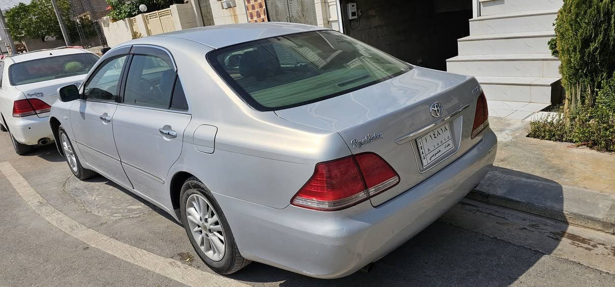 بڕاوە تازە داخل بەحری 182 دوو دوگمە تایەو ویلی لۆک بەشەرتی گێڕ مەکینە سەقفو شانسیو کەڤەر سەقفی شوختی بچوکیشی نییە قفڵوکۆتایی42گڵا کلار سمود ***********ڤایبەر وتساپ
