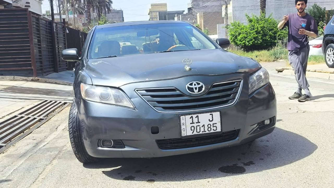 تيوتا كامري للبيع موديل 2007
السيارة بإسمي 
وارد أمريكي،  
صدر و حدادية جيدة 
محرك 6v (سلندر) 
كهربائية شغالة كامل 
مصبوغة حزام 
تدفئة _تبريد شغالة 
رقم بغداد ، مكان السيارة بغداد 
و بيها صوت راجز بداية التشغيل 
ترايك وين ما يعجبك 

السعر 85 و بيها مجال 

رقم الموبايل: ***********
