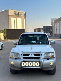 باجيرو • ٢٠٠٦ • مكفولة بدون صبغ