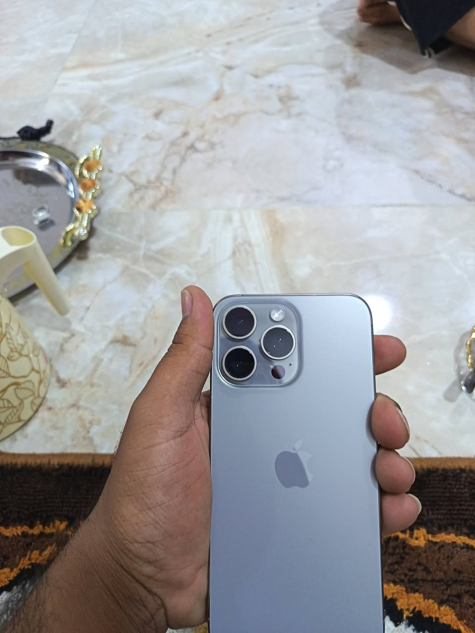 سلام عليكم ايفون15ابرو ماكس للبيع نضافه100%100
#مليون لستفسار ع رقم ***********

نص مكتوب في الصور:
- ٢:٥٧ ٢٦ ٠ ٠ حالة البطارية البطارية حالـة البطارية عادية تعمل بطارية iPhone هذه على النحو المتوقع. حول البطارية والضمان... الحد الأقصى للقدرة ٨٤٪ هذا قياس لقدرة البطارية مقارنة بقدرتها عندما كانت جديدة. قد تتسبب القدرة المنخفضة بتقليل ساعات الاستخدام بين عملية الشحن والأخرى. عدد الدورات ۷۲۹ هذا هو عدد مرات استهلاك iPhone لقدرة البطارية. معرفة المزيد... تاريخ التصنيع تشرين الثاني ٢٠٢٣ أول استخدام كانون الثاني ٢٠٢٤