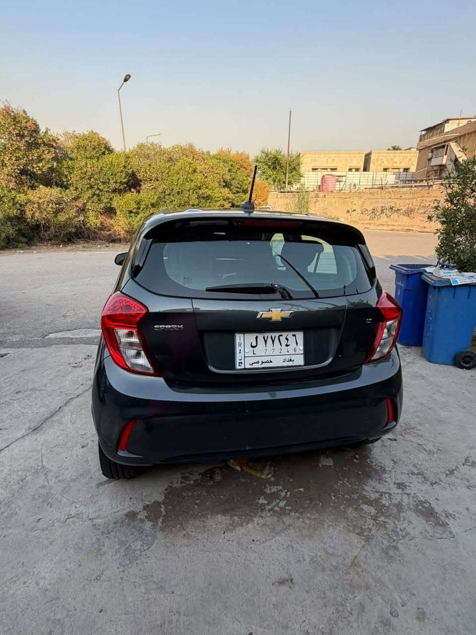 🚘 للبيع شفروليه سبارك 2021 – LT

▪️ اللون: أسود
▪️ الاستيراد: شخصي
▪️ الممشى: 31,638 ميل (حوالي 31 ونص)
▪️ القير: ممتاز
▪️ المحرك: ممتاز
▪️ التبريد: ممتاز جداً ❄️
▪️ الاستخدام: بيت، السيارة نظيفة جداً
▪️ المواصفات: LT – مواصفات سنوية
▪️ السنوية: جديدة وباسمي
▪️ التحويل: تحويل ثاني، باليوم الثاني من السنوية

🔧 ملاحظات الحادث موضحة بالفيديو بكل شفافية:

* الجاملغ مبدل بنفس اللون
* طرف البنيـد مصلح ومصبوغ
* الإيرباكات طاكة ومرجعة بدون سيستم
* كل التفاصيل موضحة بالفيديو

💰 السعر: 75$
والسعر مناسب جداً وبها مجال بسيط.

📍 الموقع: بغداد – الحارثية

📞 للاستفسار:
***********

السيارة استخدام شخصي وبيت، نظيفة وحالتها واضحة بالفيديو.
